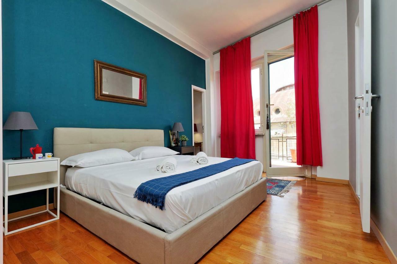 Via Firenze Terrace Rom